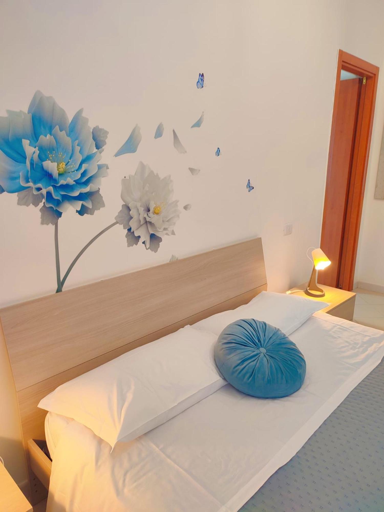 F.A.M. Rooms Ciampino Exterior foto