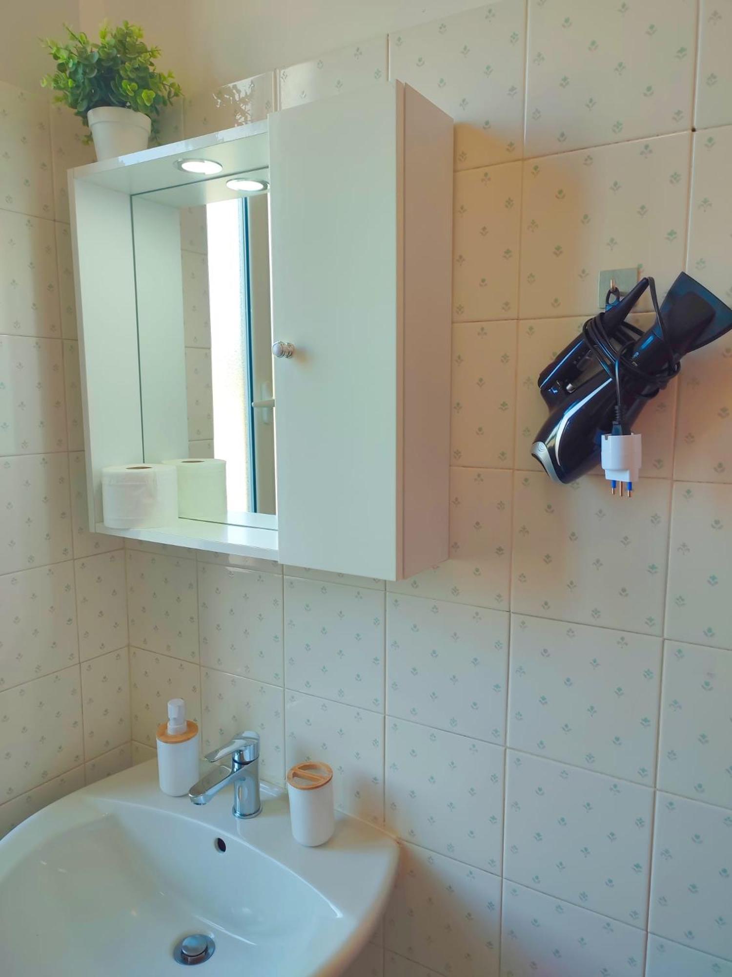 F.A.M. Rooms Ciampino Exterior foto